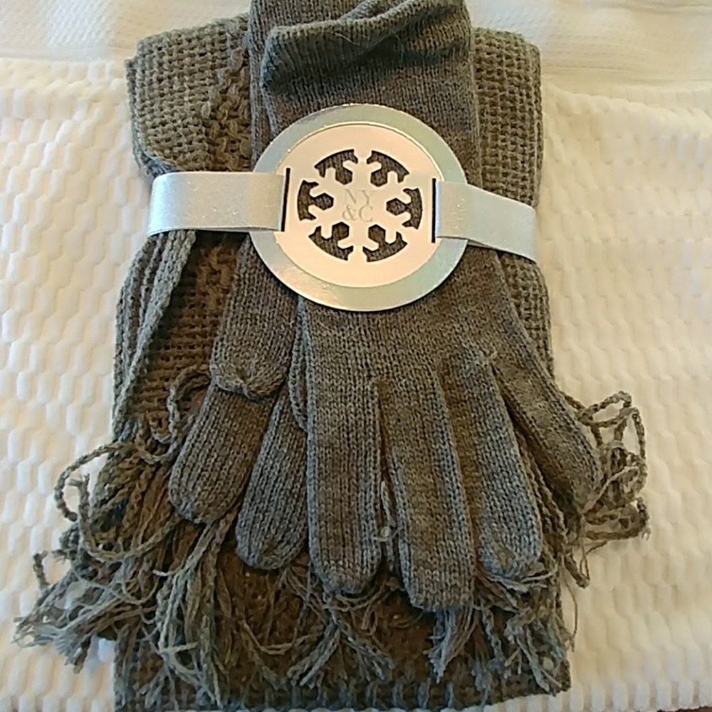 Scarf and Glove Set